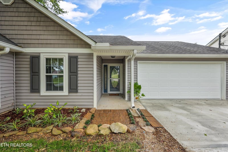2312 Bainbridge Way, Powell, TN 37849