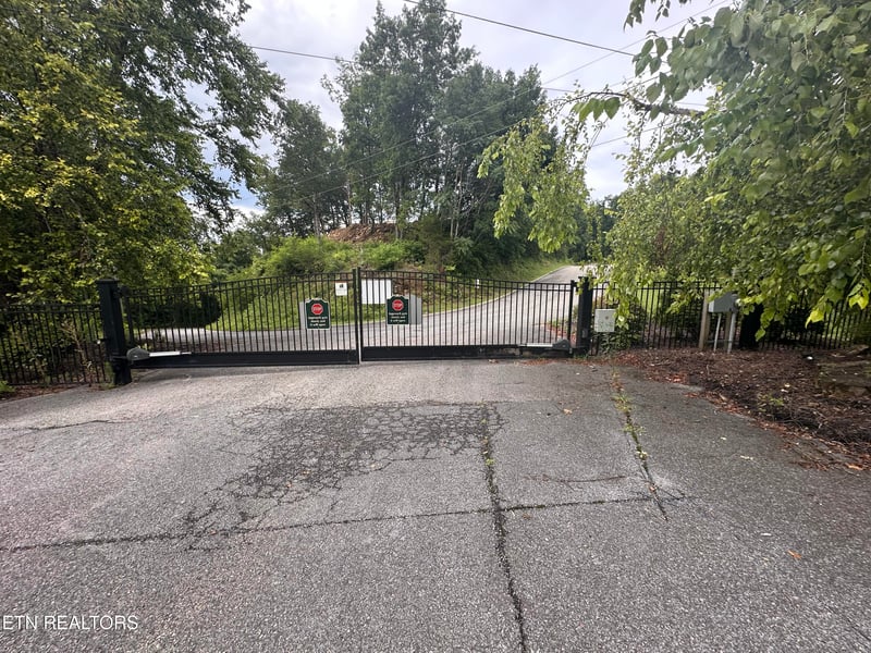 2312 Mary Alice Way, Sevierville, TN 37876