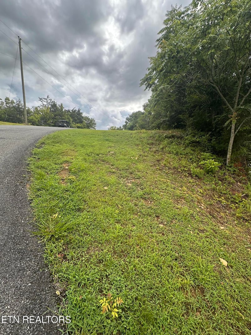 2312 Mary Alice Way, Sevierville, TN 37876