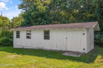 2314 Martel Rd, Lenoir City, TN 37772