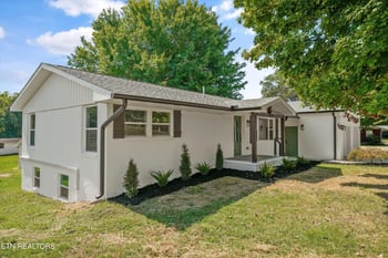 2314 Martel Rd, Lenoir City, TN 37772