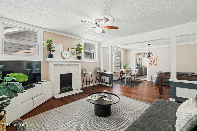 2314 Washington Ave, Knoxville, TN 37917