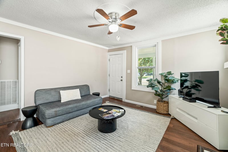 2314 Washington Ave, Knoxville, TN 37917