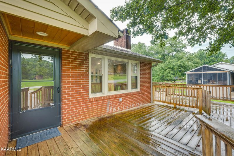 2315 Cusick Cir, Lenoir City, TN 37772