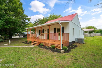 2315 Holbrook Dr, Knoxville, TN 37918