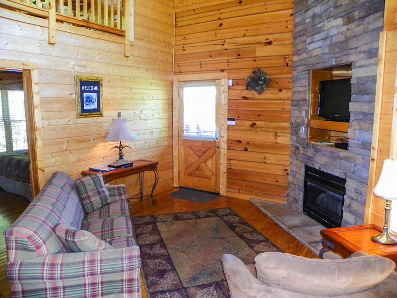 2315 River Port Way, Pigeon Forge, TN 37863