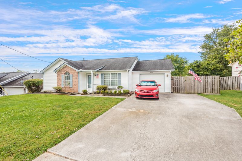 2316 Bainbridge Way, Powell, TN 37849
