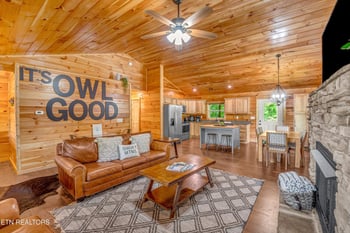 2316 Wingspan Dr, Sevierville, TN 37876