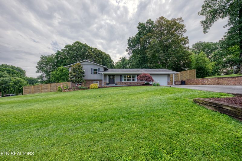232 Chaho Rd, Knoxville, TN 37934