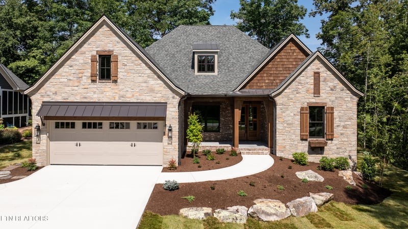 232 Forest Hill Dr, Crossville, TN 38558