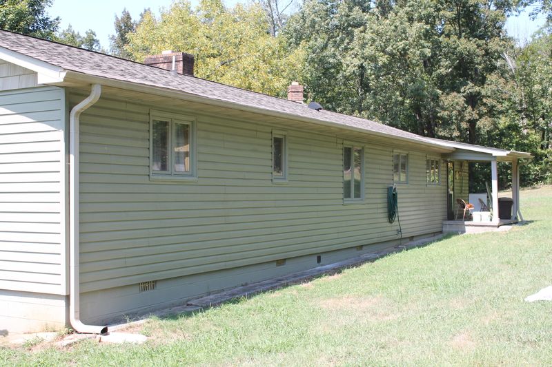 232 Loudon Rd, Philadelphia, TN 37846