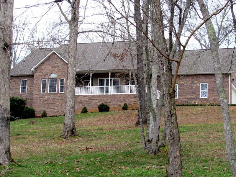 232 Woodhaven Dr, Vonore, TN 37885
