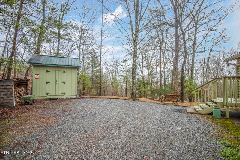 2320 Hidden Mountain Rd, Sevierville, TN 37876
