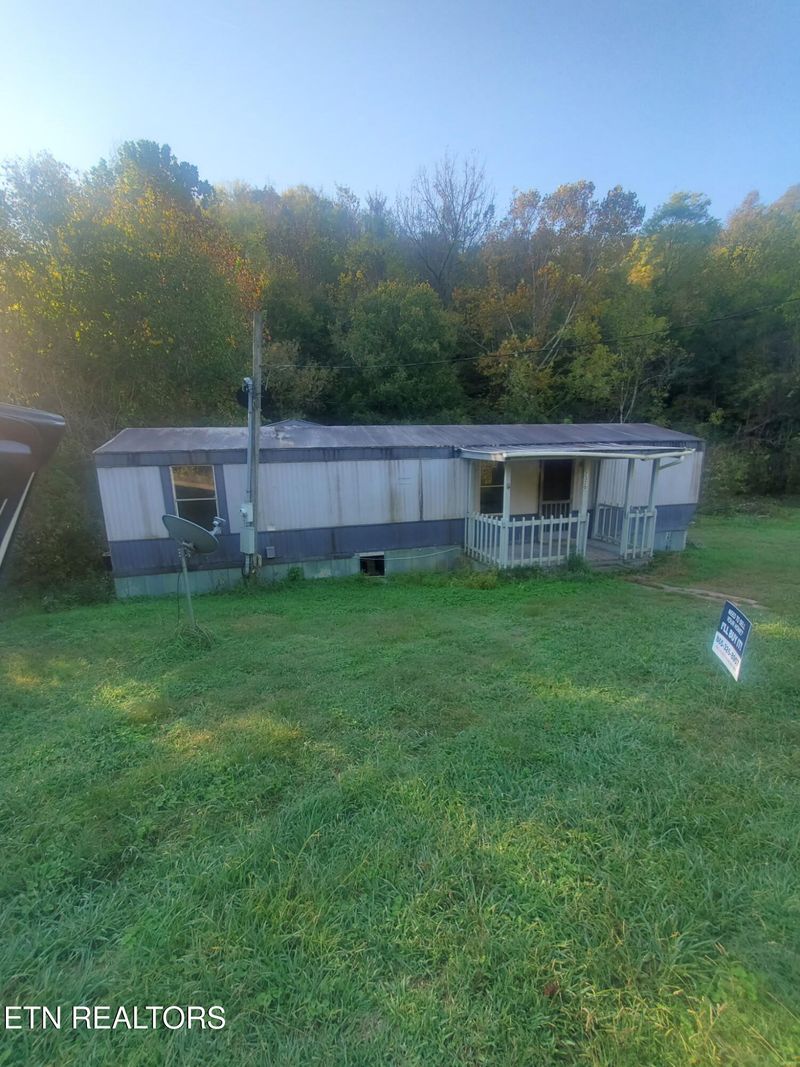 2320 Lachula Ln, Seymour, TN 37865