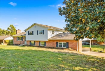 2320 Monterey Rd, Knoxville, TN 37912