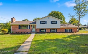 2320 Monterey Rd, Knoxville, TN 37912