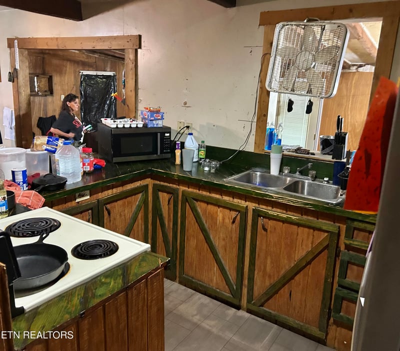2321 Highway 360, Vonore, TN 37885