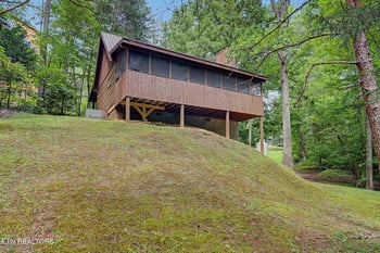 2323 Hidden Mountain Rd, Sevierville, TN 37876