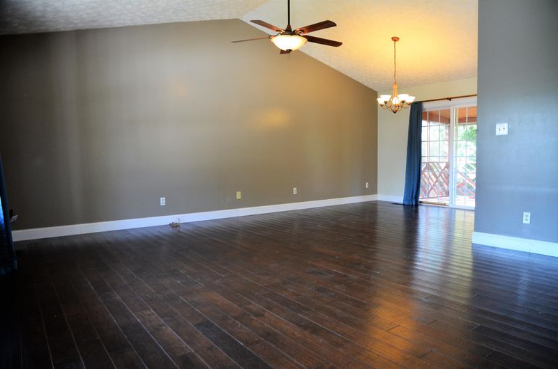 2324 Bainbridge Way, Powell, TN 37849