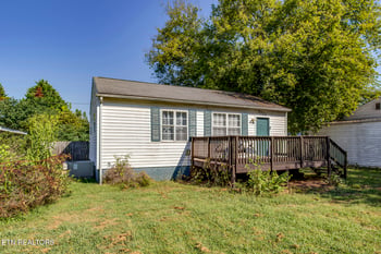 2327 Grove St, Maryville, TN 37804