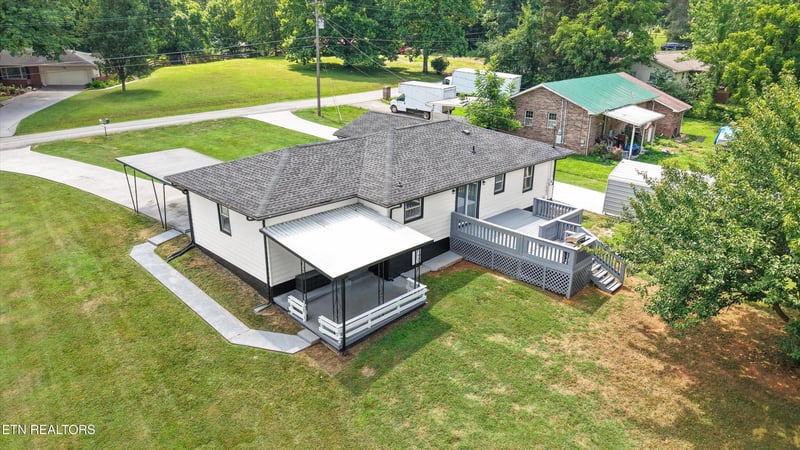 2329 Skyview Dr, Maryville, TN 37803