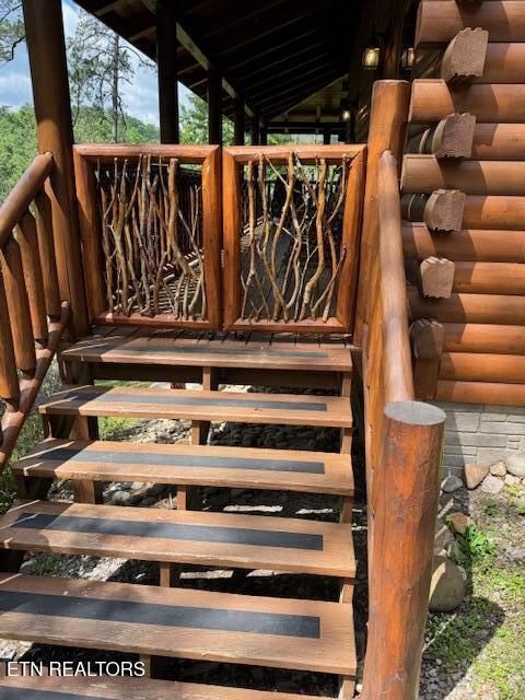 2329 Willow Ln, Sevierville, TN 37862