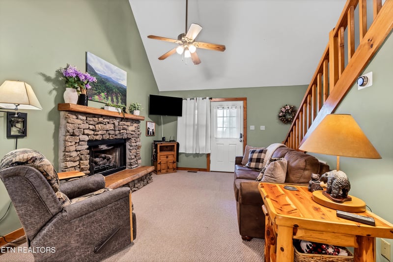 233 Ace Gap Rd, Townsend, TN 37882