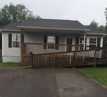 233 NE Cedar Ave, Knoxville, TN 37917