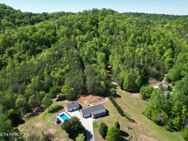 233 Tudor Hollow Rd, Andersonville, TN 37705