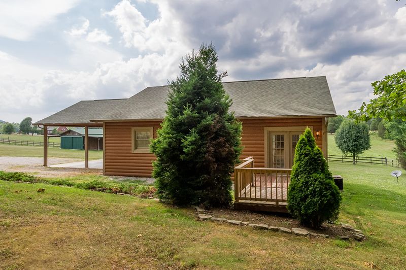 2330 Lawnville Rd, Kingston, TN 37763