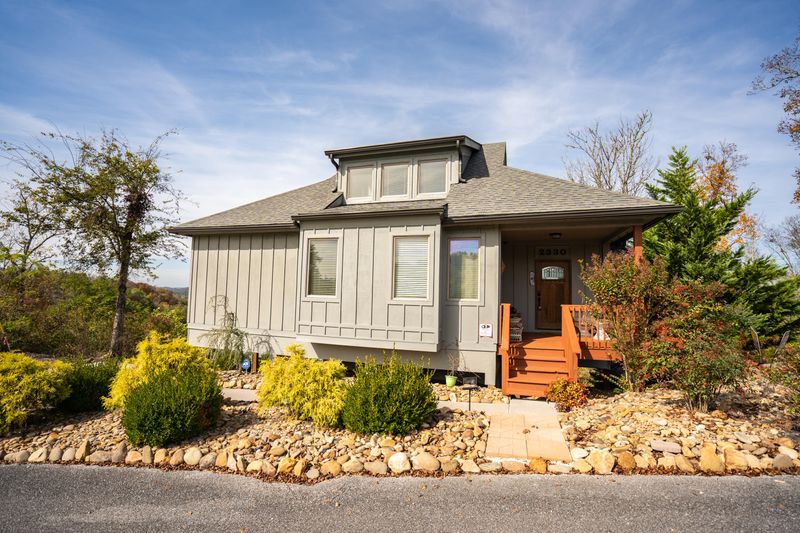 2330 Mary Alice Way, Sevierville, TN 37876