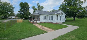 2330 Mitchell Ave, Maryville, TN 37804