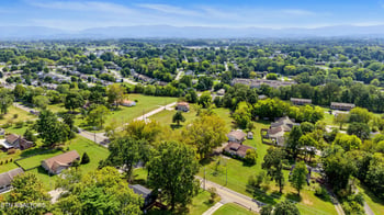 2330 Sevierville Rd, Maryville, TN 37804
