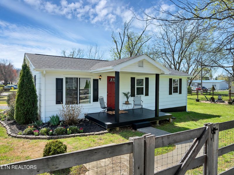 2331 Mitchell Ave, Maryville, TN 37804