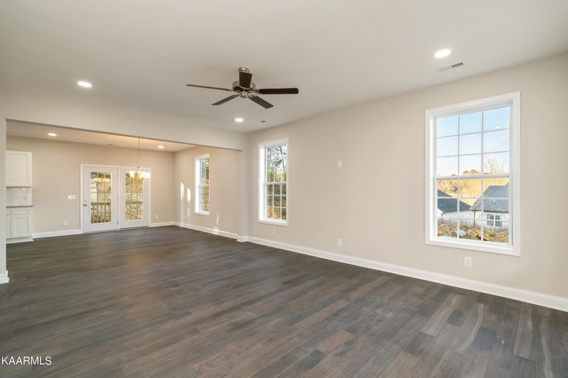 2334 Birch Hollow Ln, Knoxville, TN 37920