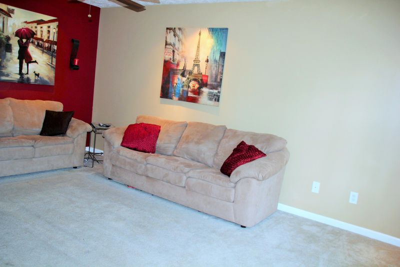 2334 Cripple Oak Ln, Powell, TN 37849