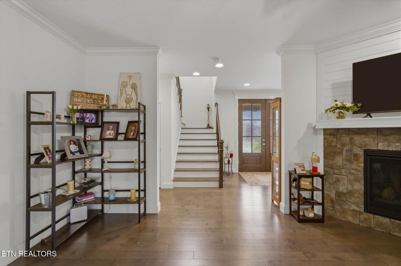 2334 Hickory Crest Ln, Knoxville, TN 37932
