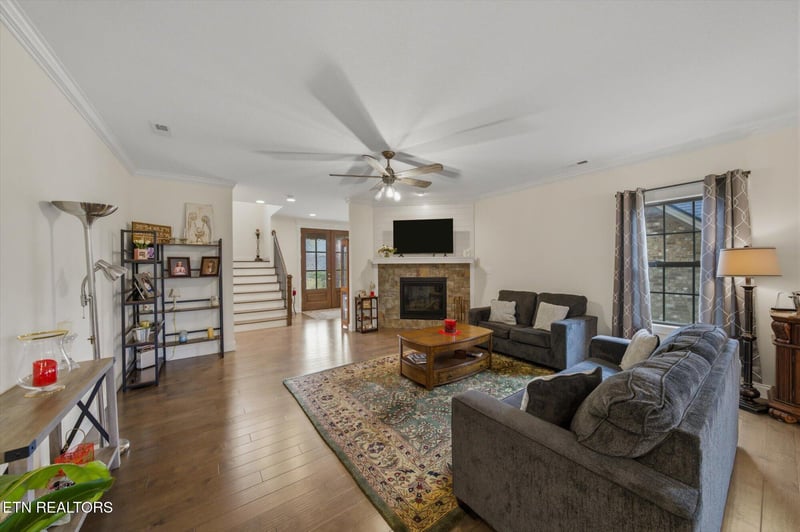 2334 Hickory Crest Ln, Knoxville, TN 37932