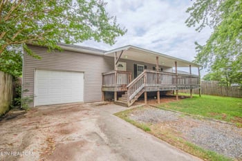 2335 Grove St, Maryville, TN 37804