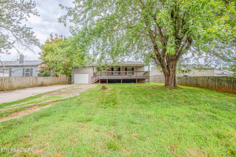 2335 Grove St, Maryville, TN 37804