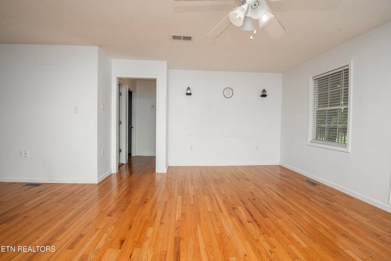 2335 Grove St, Maryville, TN 37804