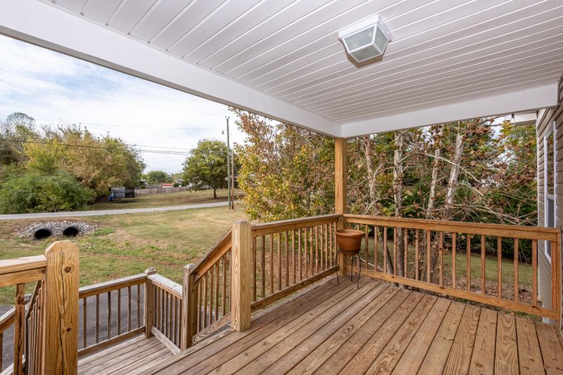 2336 Big River Overlook Dr, Sevierville, TN 37876