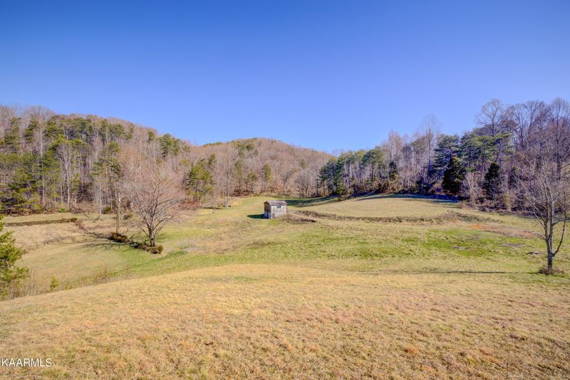 2336 Ned Clark Rd, Bean Station, TN 37708