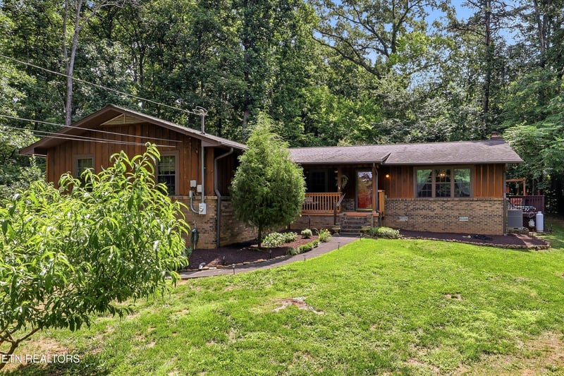 2337 Evergreen Rd, Louisville, TN 37777