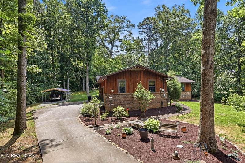 2337 Evergreen Rd, Louisville, TN 37777