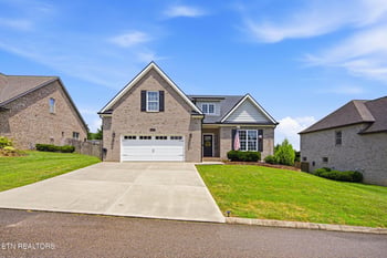 2337 Hickory Crest Ln, Knoxville, TN 37932