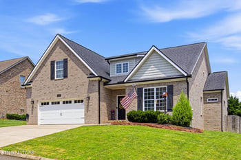 2337 Hickory Crest Ln, Knoxville, TN 37932