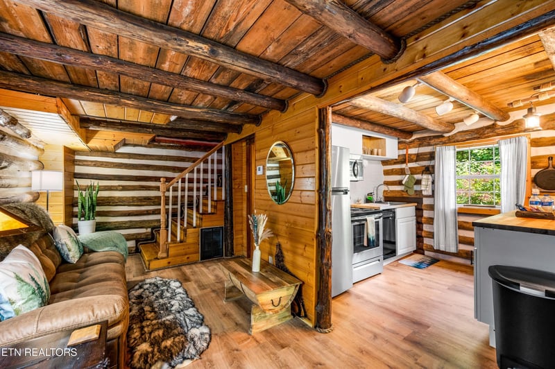2338 Jims Way, Sevierville, TN 37876