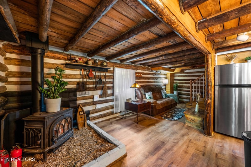 2338 Jims Way, Sevierville, TN 37876
