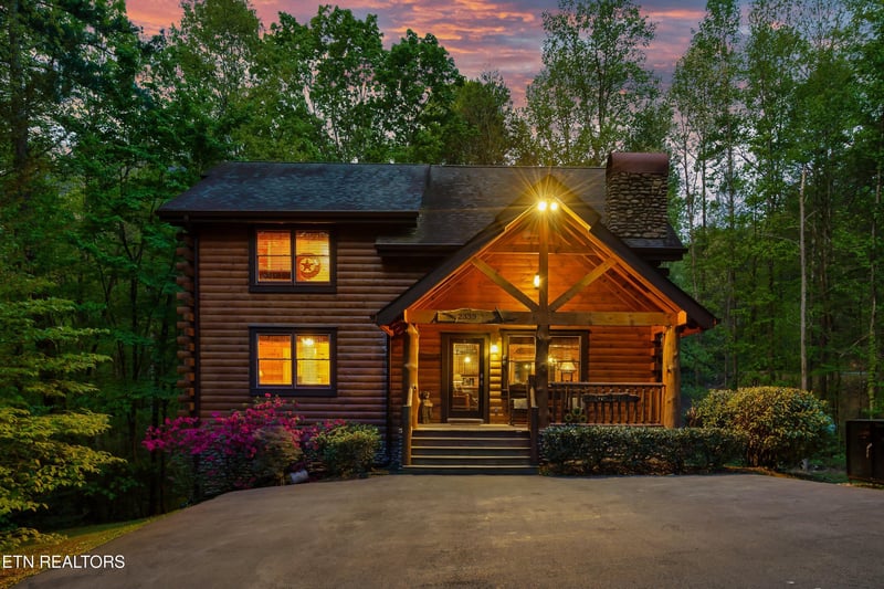 2339 Bogle Spring Loop, Sevierville, TN 37862